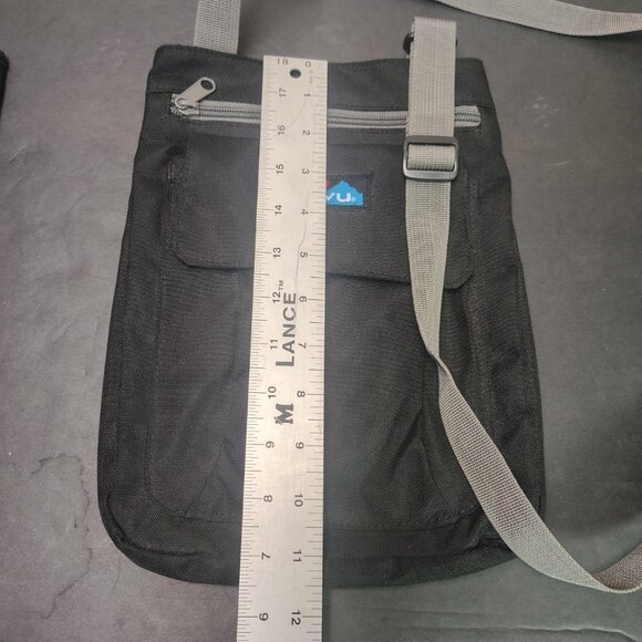 Kavu Crossbody Shoulder Bag and Matching Wallet Black Gray Travel Minimalist - Picture 4 of 10